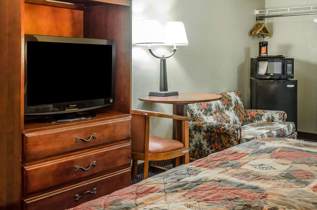 rodeway inn allentown south