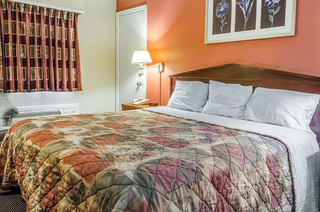 rodeway inn allentown south
