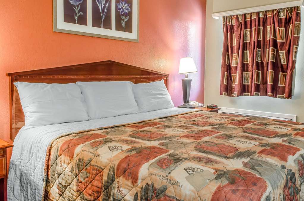 rodeway inn allentown south