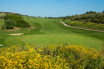 nau morgado golf and country club