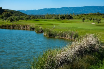 nau morgado golf and country club