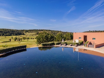 nau morgado golf and country club
