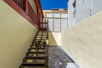 20 hypolita luxury downtown apartment