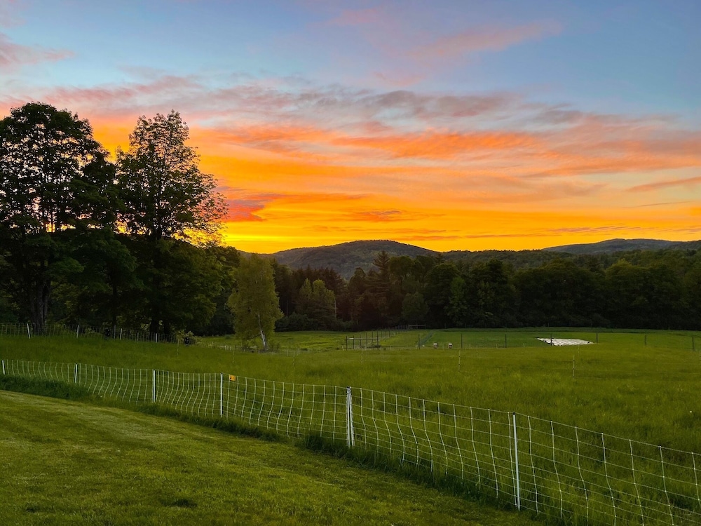 fat sheep farm and cabins