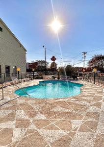 executive inn chester