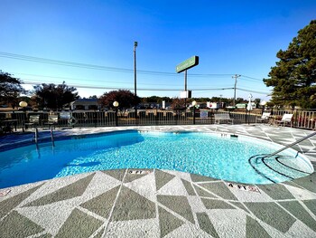 executive inn chester