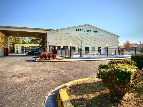 executive inn chester