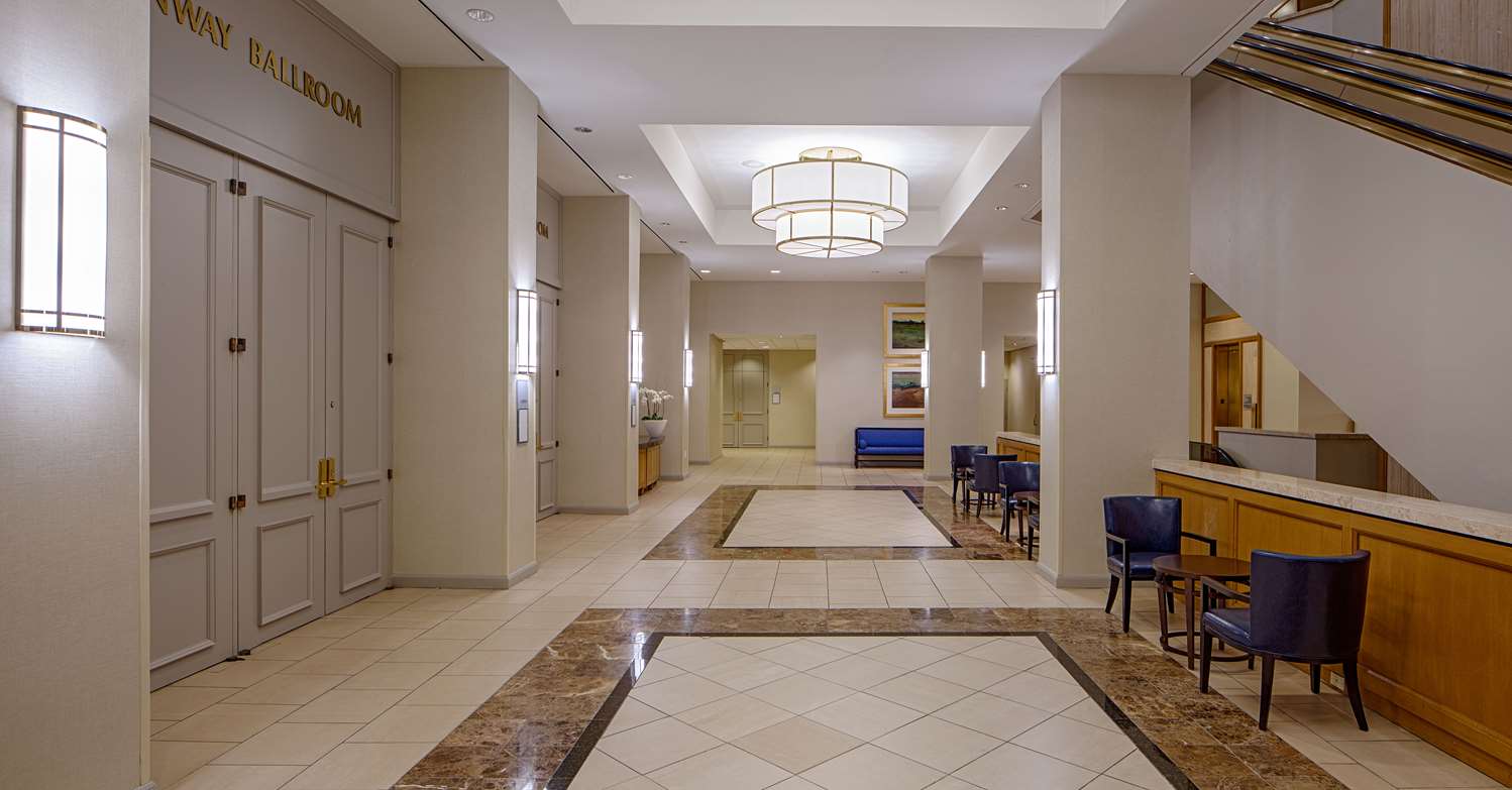 doubletree by hilton hotel houston greenway plaza