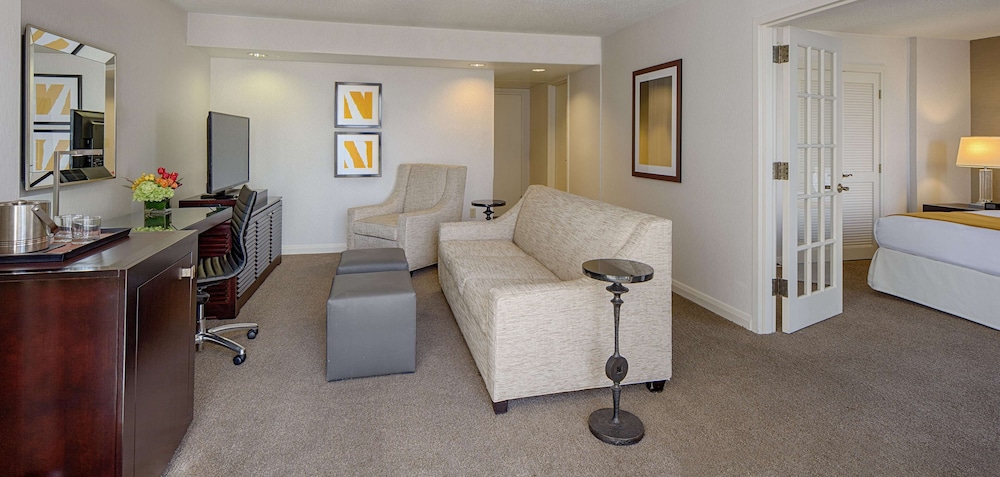 doubletree by hilton hotel houston greenway plaza
