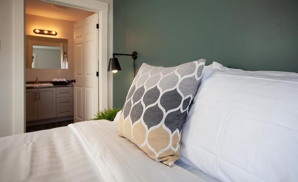 indian falls chalets