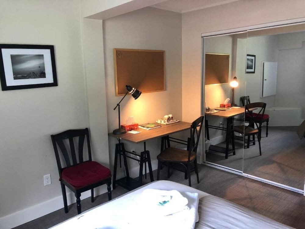 bearvalley guesthouse