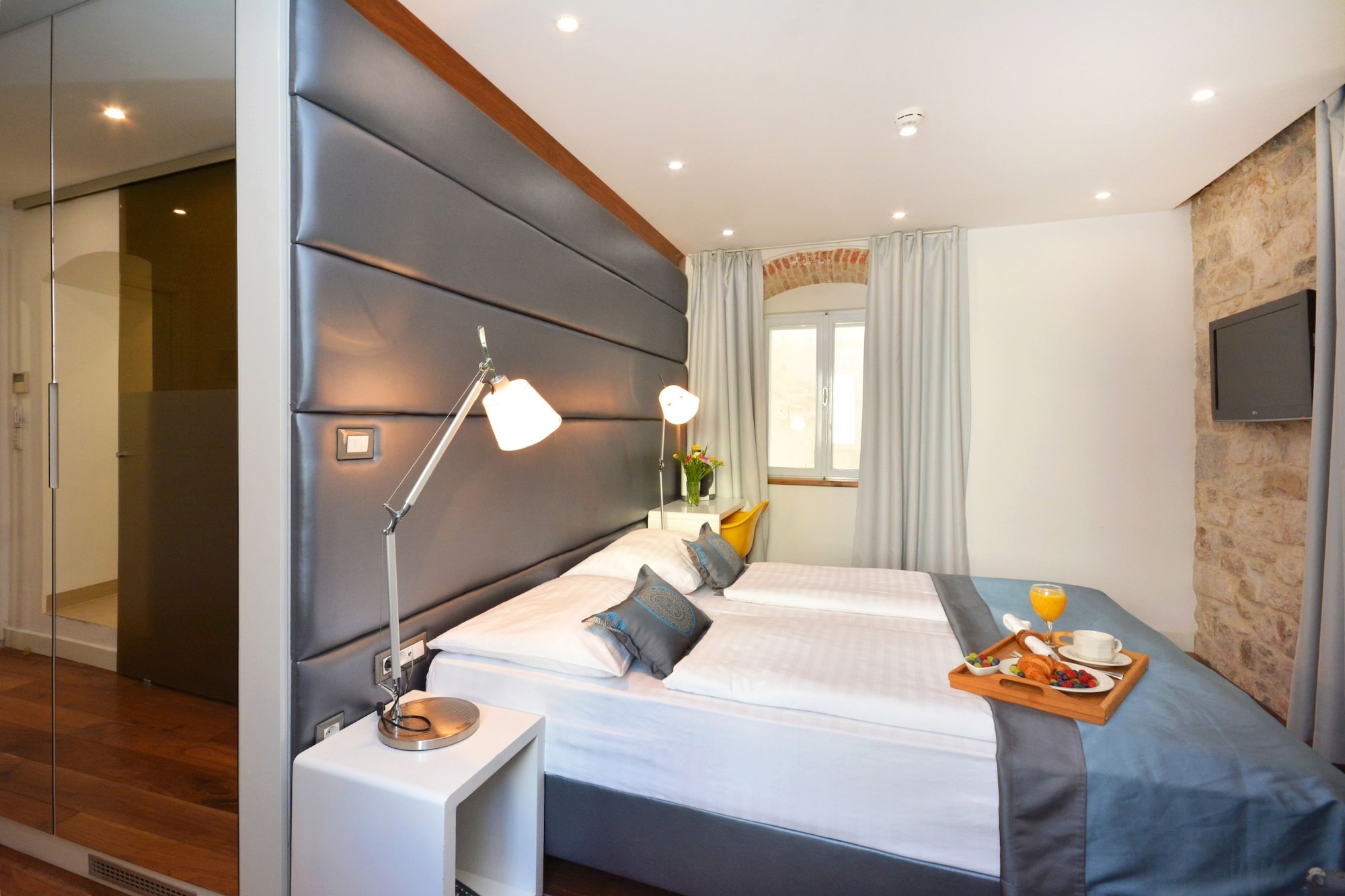 heritage jupiter luxury hotel
