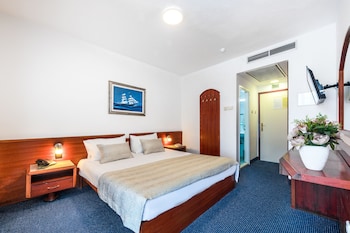 hotel komodor
