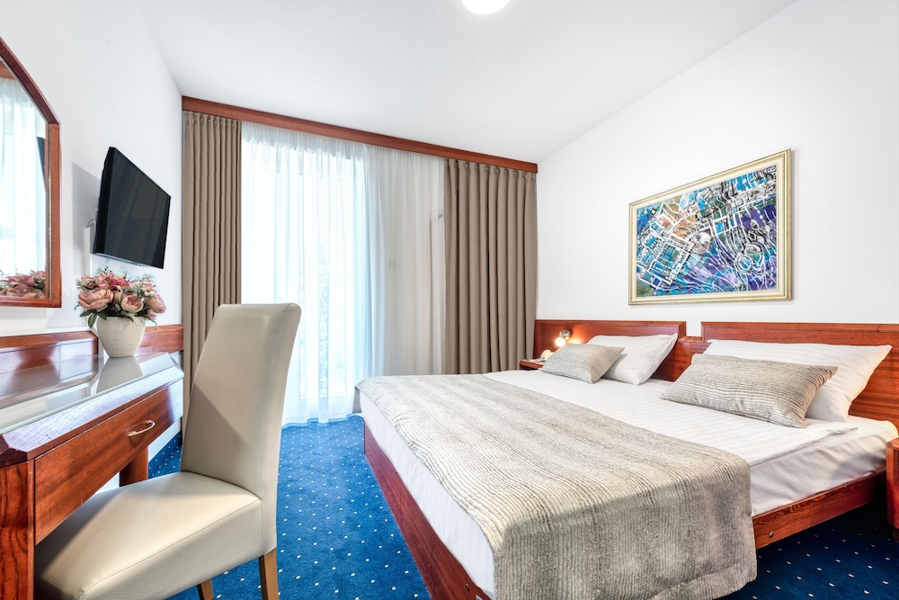 hotel komodor