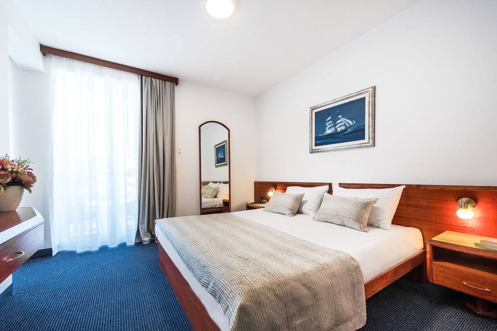hotel komodor