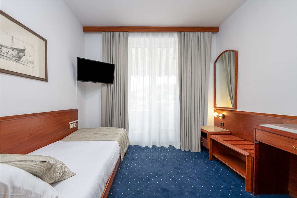hotel komodor