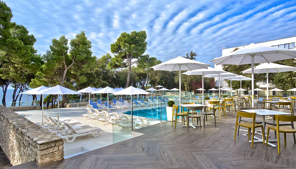 park plaza arena pula