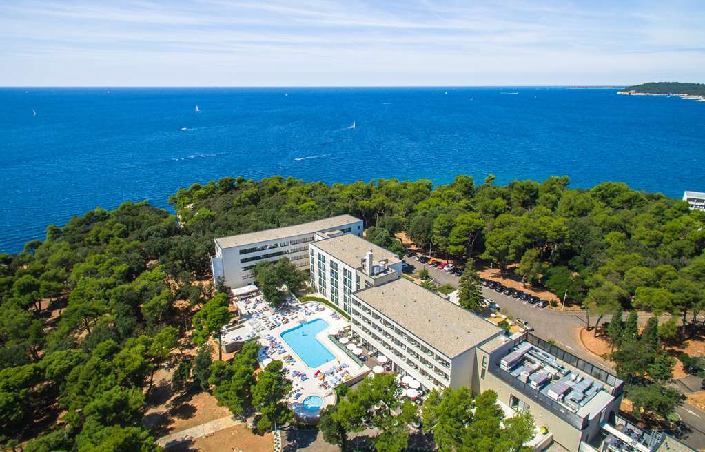 park plaza arena pula