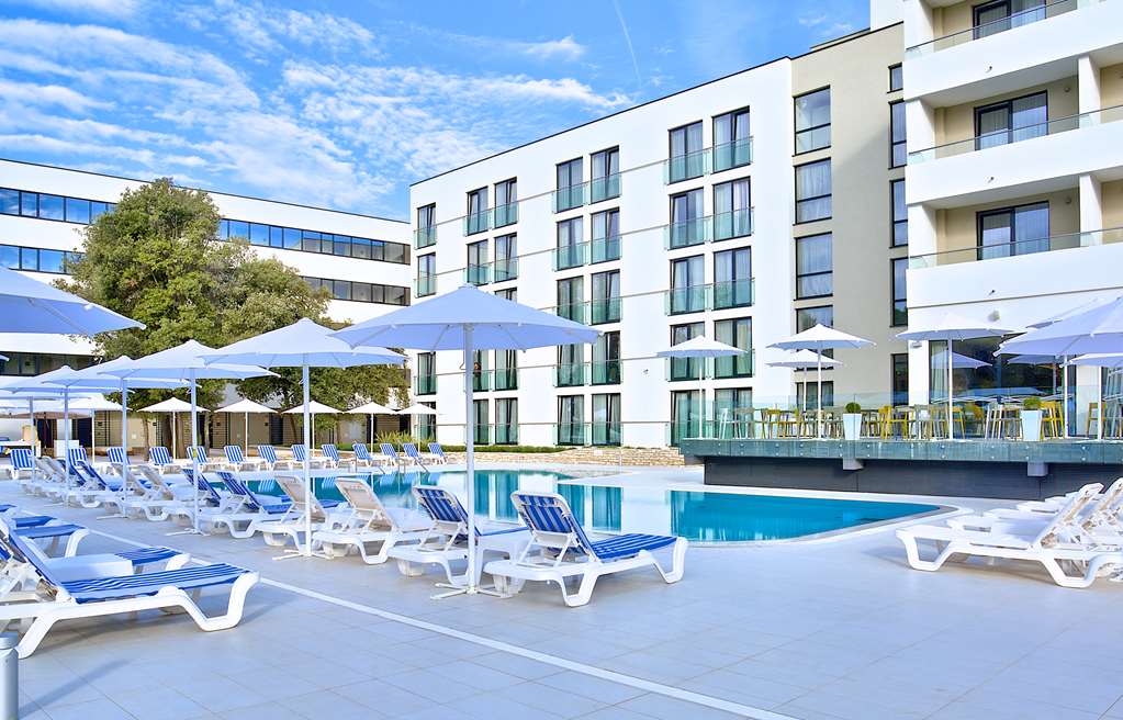 park plaza arena pula