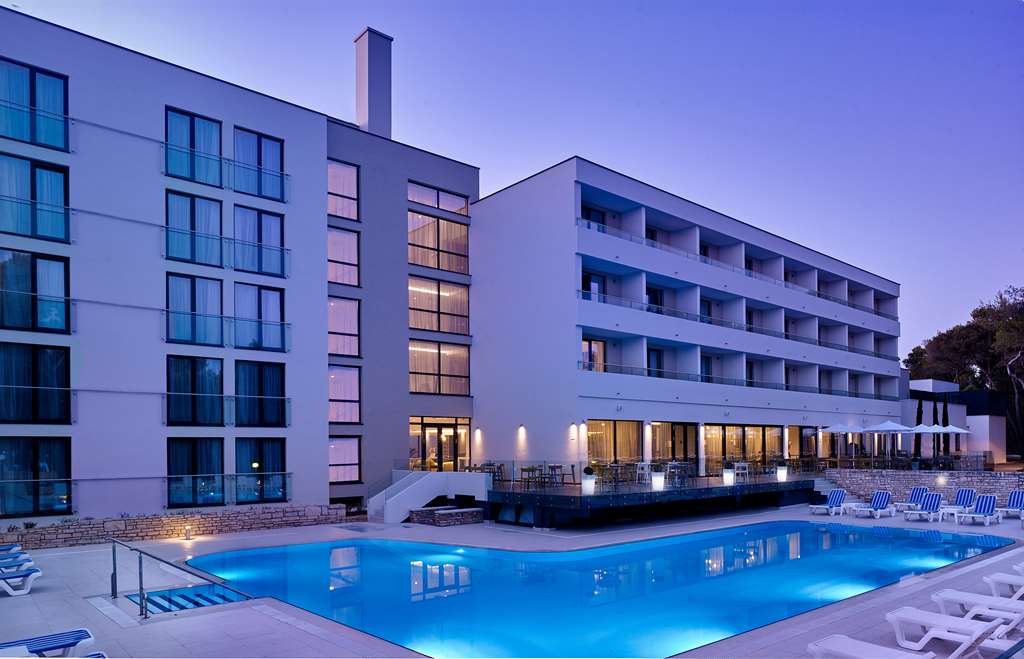 park plaza arena pula