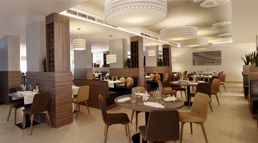 park plaza arena pula