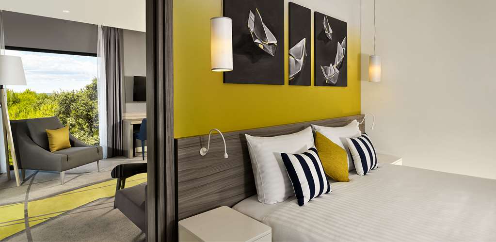 park plaza arena pula