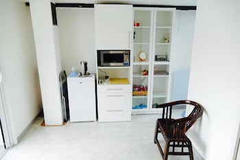 Chalet De Paris,60 Rue De Trucy,3 star