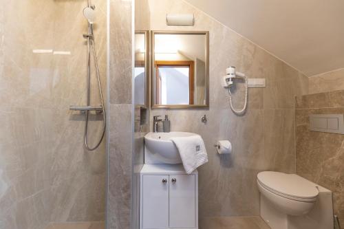 heritage hotel tisno