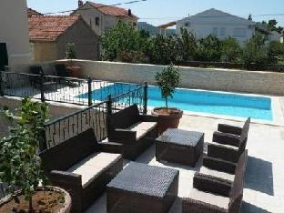 heritage hotel tisno