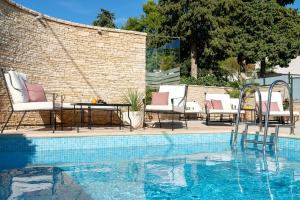 heritage hotel tisno
