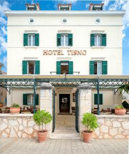 heritage hotel tisno
