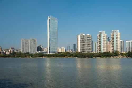 renaissance huizhou hotel