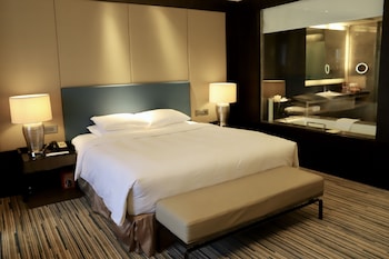 renaissance huizhou hotel
