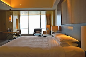 renaissance huizhou hotel