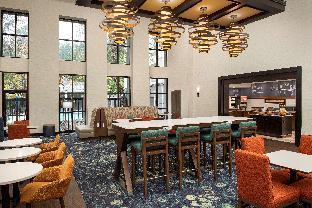 hampton inn and suites alpharetta