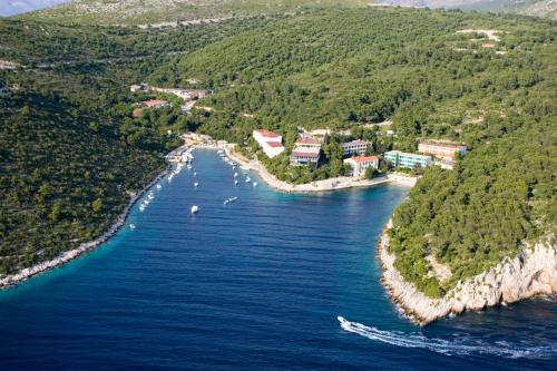 hvar
