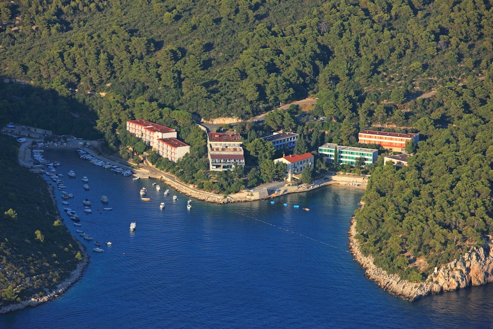 hvar