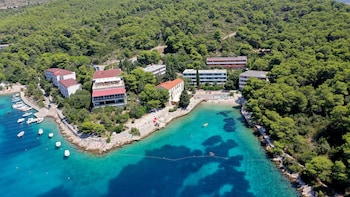 hvar