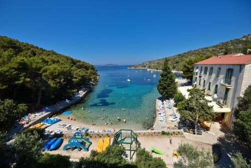 hvar