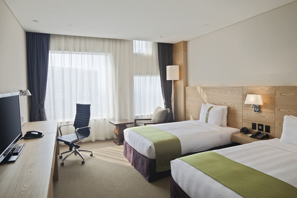 holiday inn gwangju by ihg
