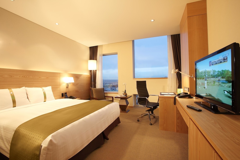 holiday inn gwangju by ihg