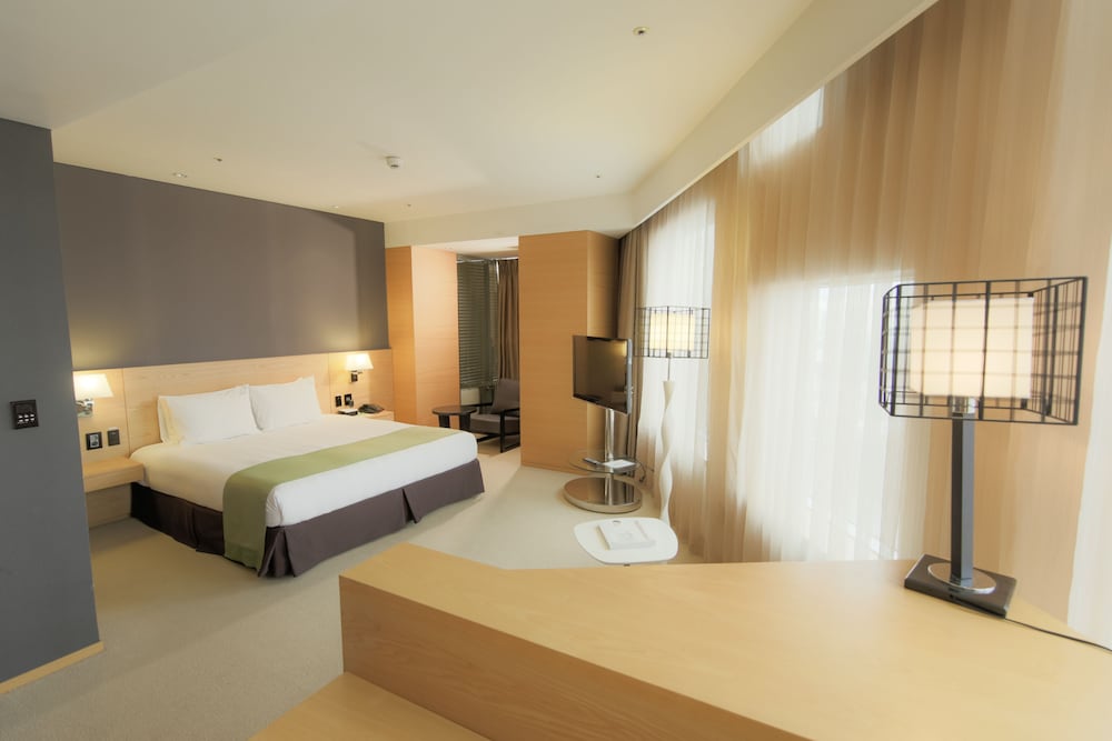 holiday inn gwangju by ihg