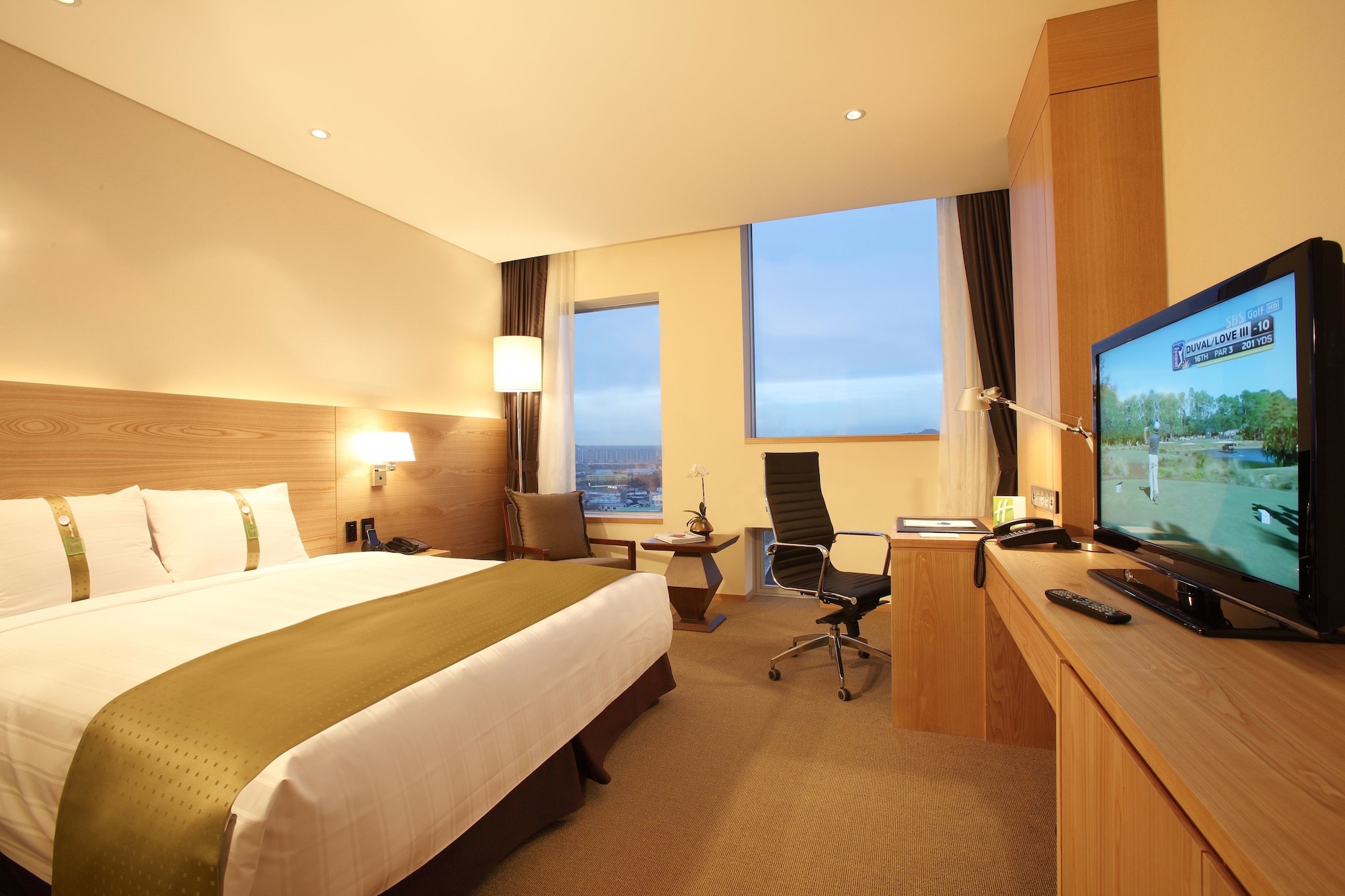 holiday inn gwangju by ihg