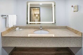 wingate by wyndham fishkill