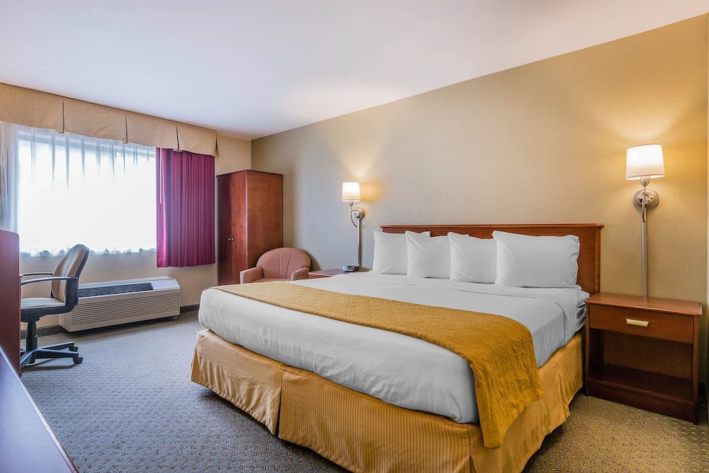 Quality Inn Hyde Park Poughkeepsie North,New York>>Hyde Park,3 star
