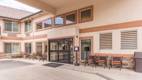 magnuson grand pikes peak