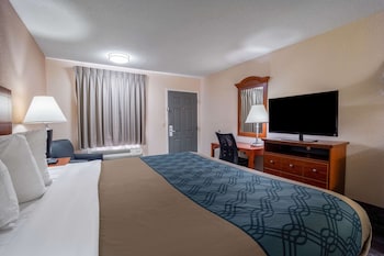 econo lodge inn and suites cayce i 26 airport