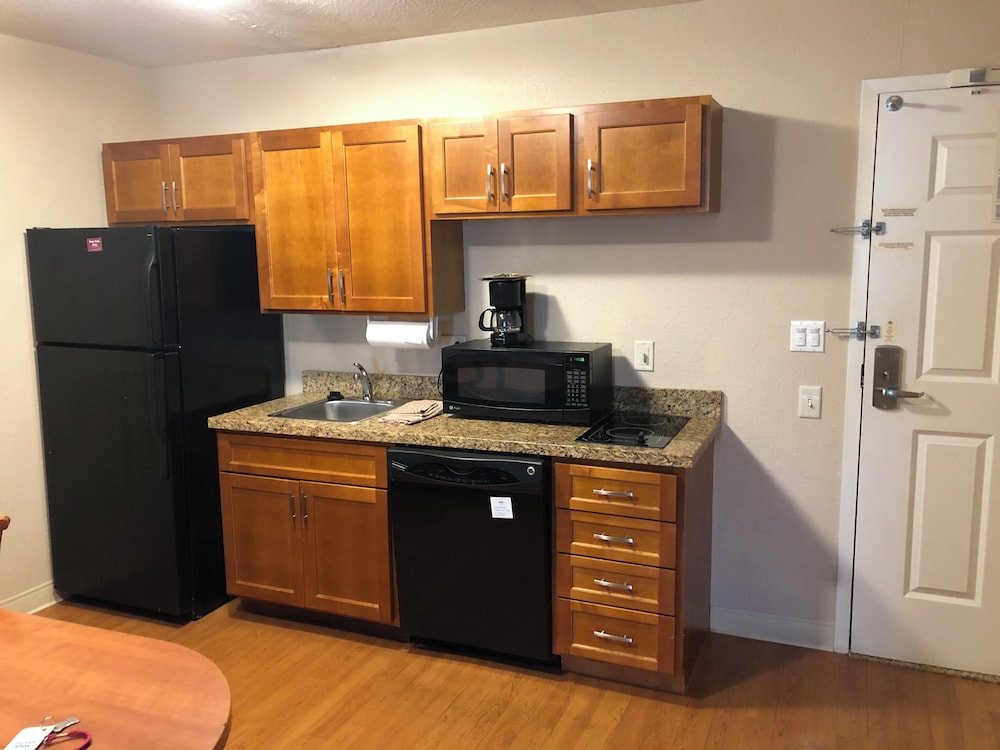 candlewood suites indianapolis east by ihg