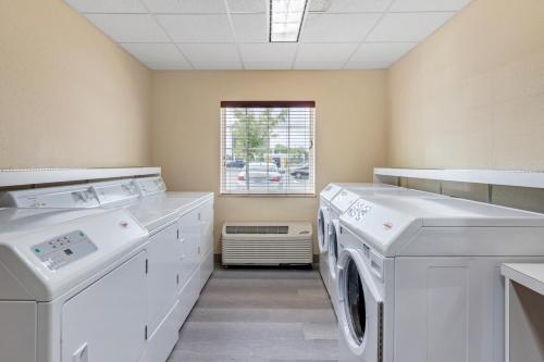 candlewood suites indianapolis east by ihg