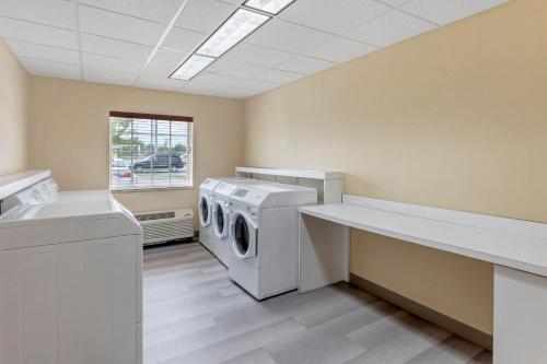 candlewood suites indianapolis east by ihg